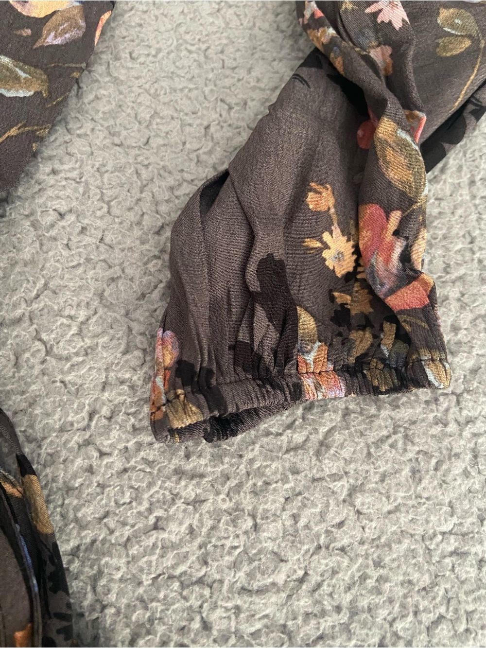 LOVESTITCH FLORAL TIE WAIST BLOUSE SIZE MEDIUM - Picture 5 of 9